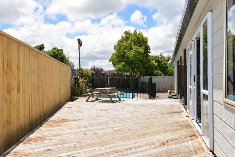 Photo of property in 12 Seamer Place, St Andrews, Hamilton, 3200