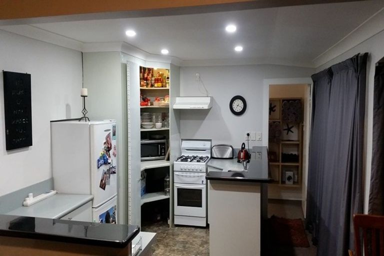 Photo of property in 19 Cruickshank Street, Kilbirnie, Wellington, 6022