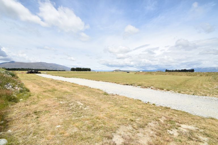 Photo of property in 33 Old Glen Lyon Road, Twizel, 7999