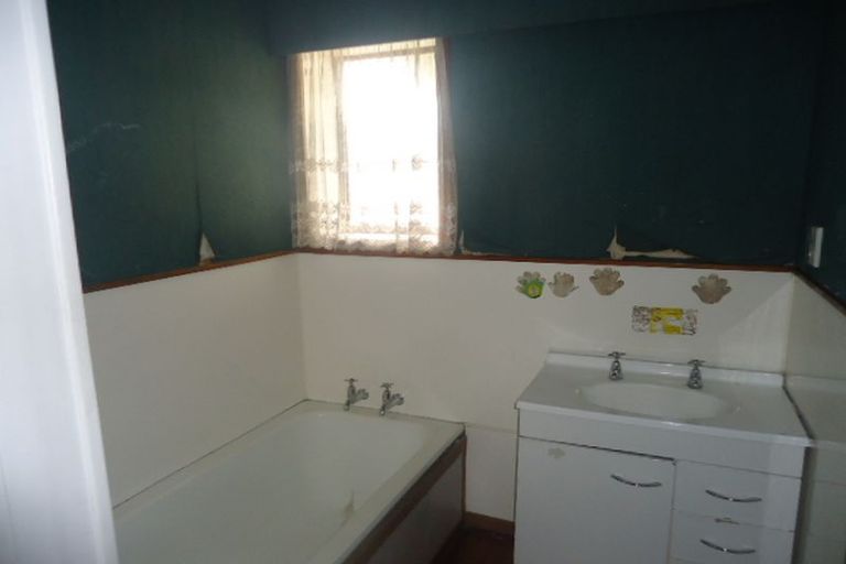 Photo of property in 9 Bent Street, Putaruru, 3411