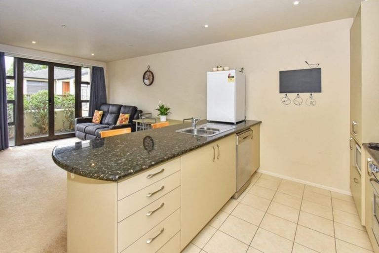 Photo of property in 23/8 Landscape Road, Papatoetoe, Auckland, 2025