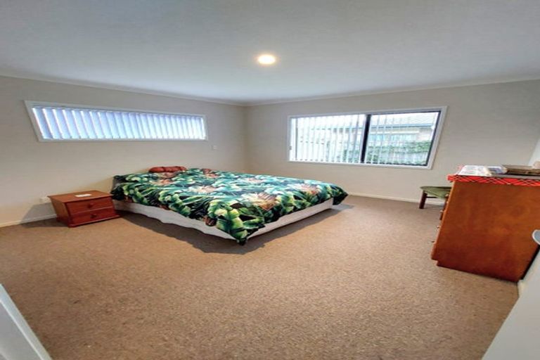 Photo of property in Trackside Villas, 50/91 Mako Mako Road, Levin, 5510