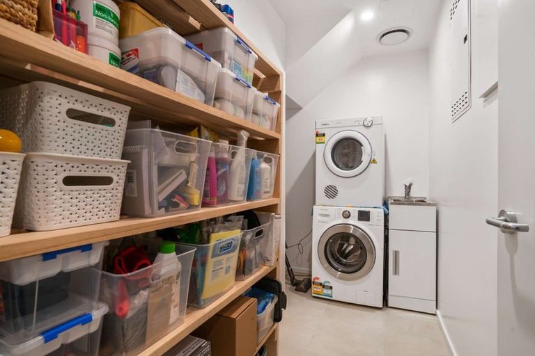 Photo of property in 8/69 Suva Street, Upper Riccarton, Christchurch, 8041