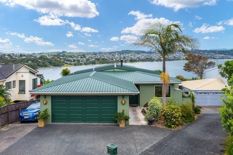 Photo of property in 70 Fidelis Avenue, Snells Beach, 0920