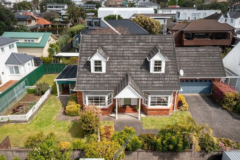 Photo of property in 3/15 Saltburn Road, Milford, Auckland, 0620