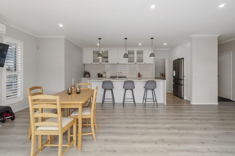 Photo of property in 20 Nellie Drive, Kumeu, 0810