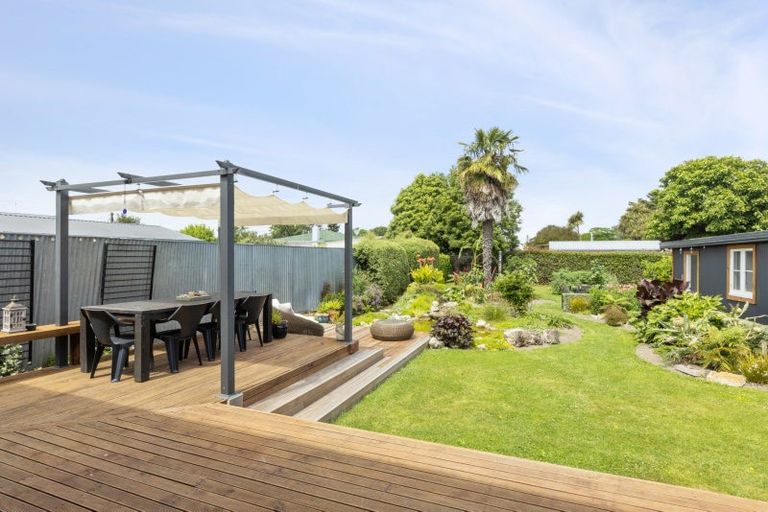 Photo of property in 1111a Heretaunga Street East, Parkvale, Hastings, 4122