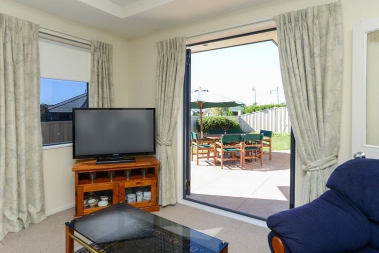 Photo of property in 10 Amner Place, Havelock North, 4130