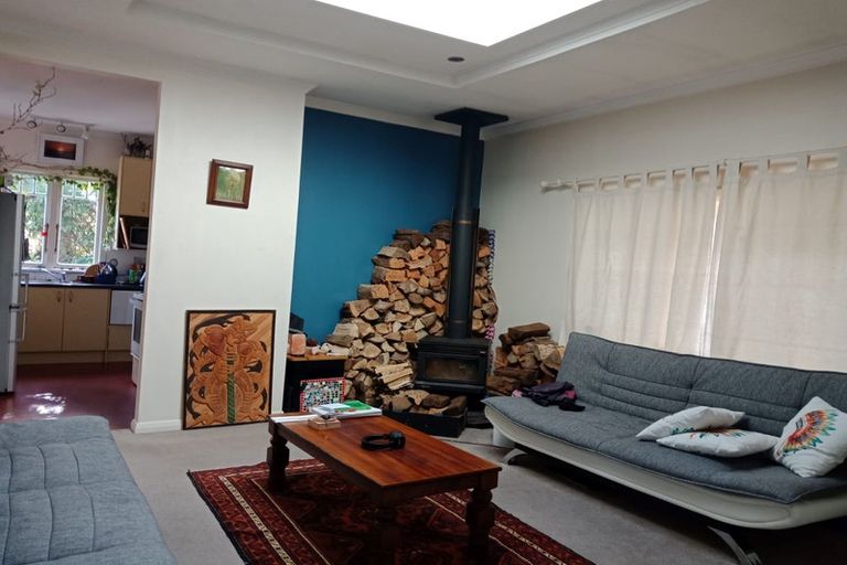 Photo of property in 28 Miro Street, Eastbourne, Lower Hutt, 5013