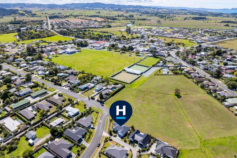 Photo of property in 1 Kermadec Crescent, Waipu, 0510