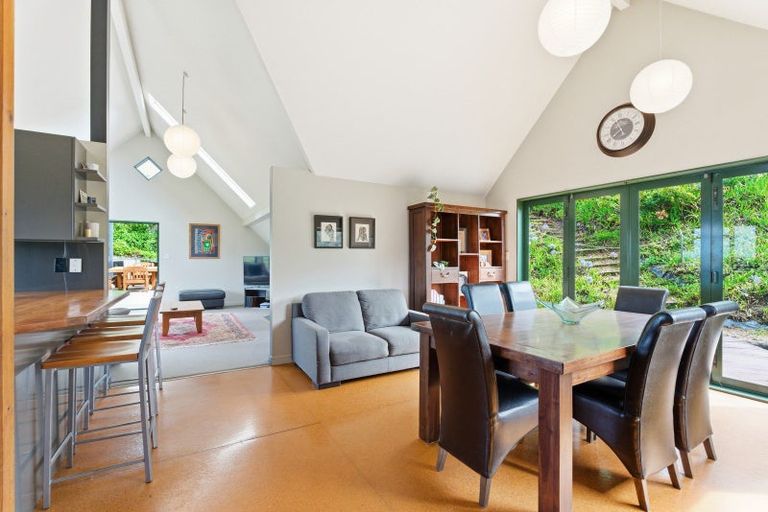 Photo of property in 8 Wairere Road, Bastia Hill, Whanganui, 4500