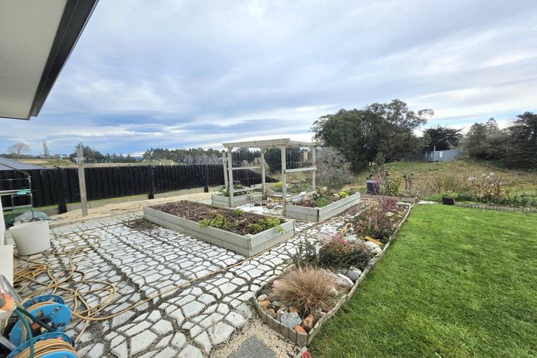 Photo of property in 23 Clydesdale Drive, Holmes Hill, Oamaru, 9401