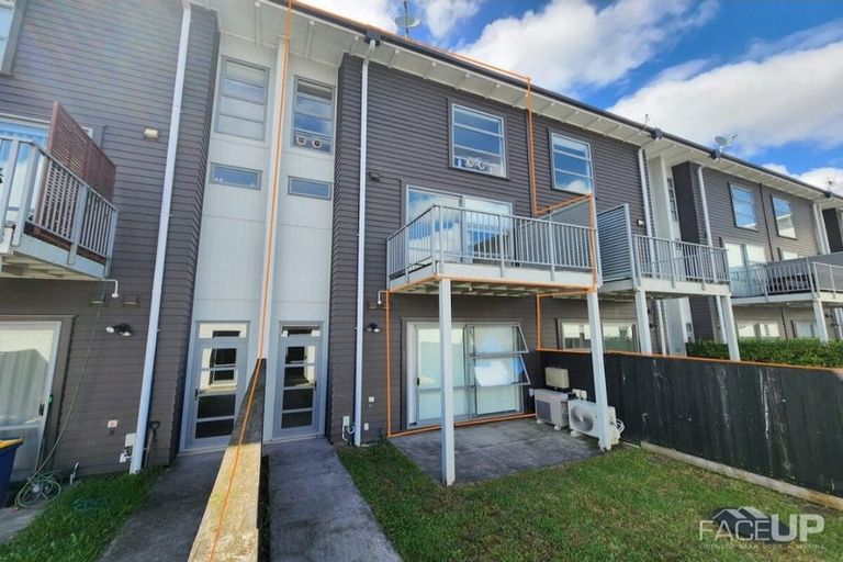 Photo of property in 148 Hobsonville Point Road, Hobsonville, Auckland, 0616