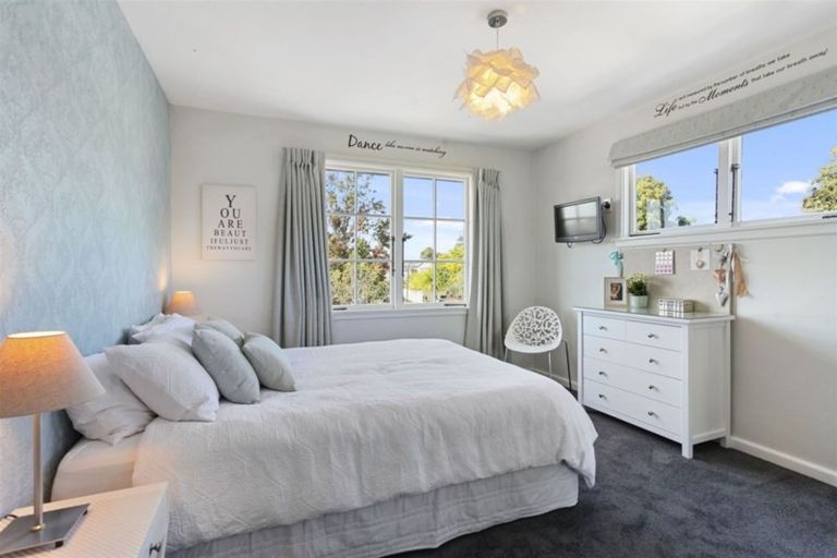 Photo of property in 224 Clyde Road, Burnside, Christchurch, 8053