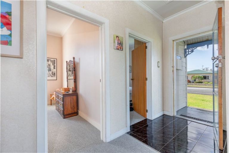 Photo of property in 81 Hakanoa Street, Huntly, 3700