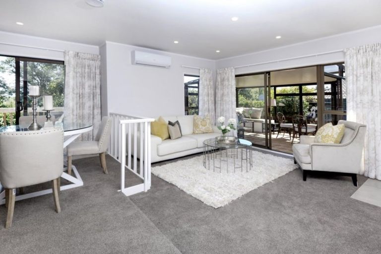Photo of property in 2/123 Prince Regent Drive, Half Moon Bay, Auckland, 2012
