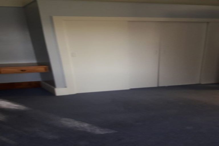 Photo of property in 16 Botanical Road, Takaro, Palmerston North, 4412