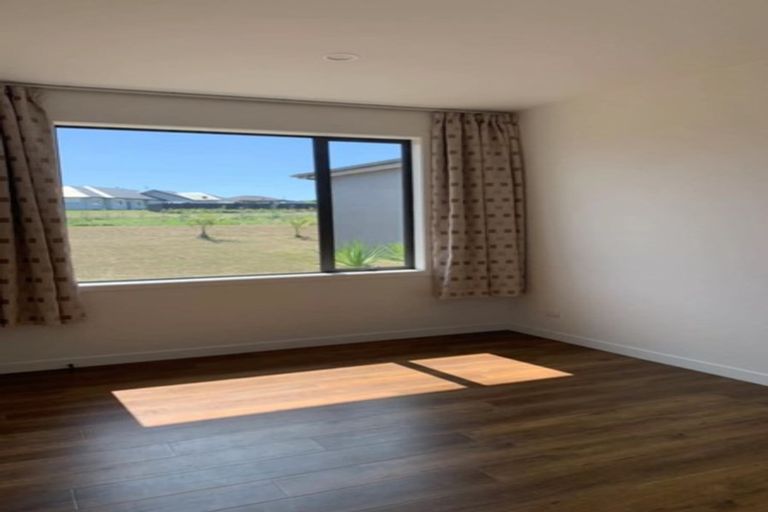 Photo of property in 6 Throttle Close, Dairy Flat, Albany, 0794