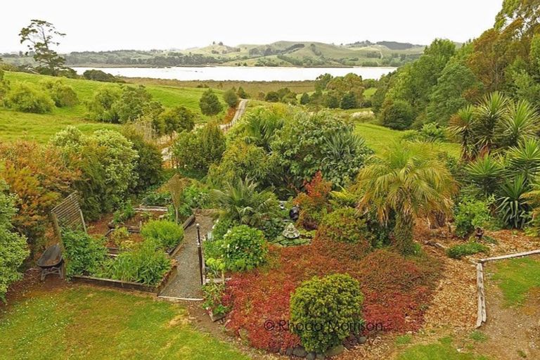 Photo of property in 221 Pahi Road, Pahi, Paparoa, 0571