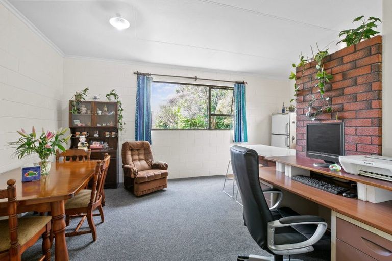 Photo of property in 3 Prudence Place, Oakura, 4314