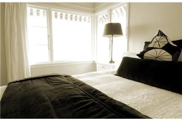 Photo of property in 38 Saint Andrews Hill Road, Mount Pleasant, Christchurch, 8081