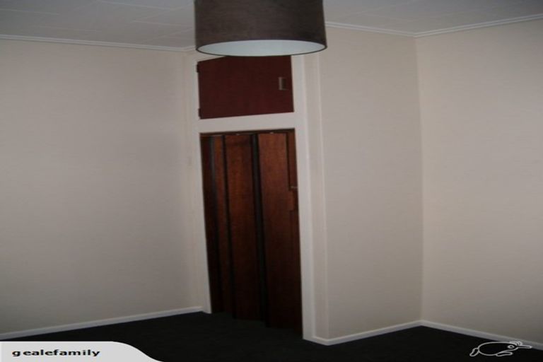 Photo of property in 36 Burnham Street, Seatoun, Wellington, 6022