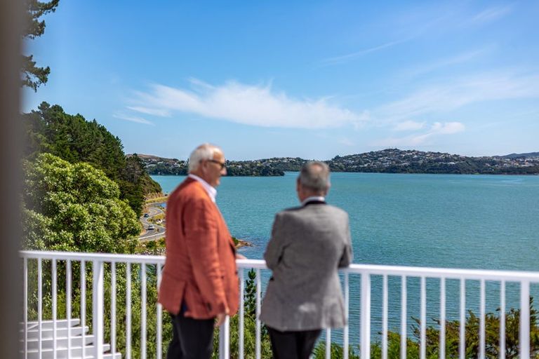 Photo of property in 28 Molyneux Close, Whitby, Porirua, 5024