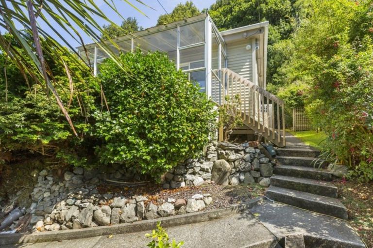 Photo of property in 20 Bridge Road, Birchville, Upper Hutt, 5018