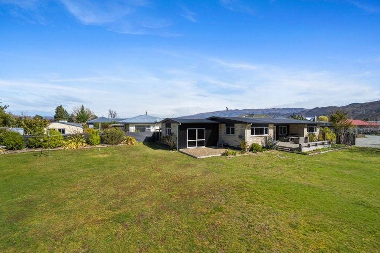 Photo of property in 114 Shields Street, Clyde, 9330