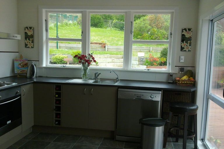 Photo of property in 124 Parkvale Road, Karori, Wellington, 6012