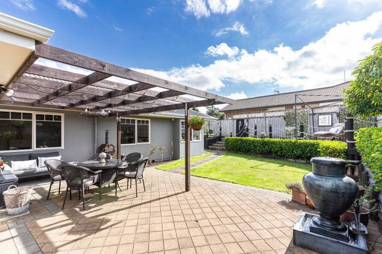 Photo of property in 3 Ursula Drive, Feilding, 4702