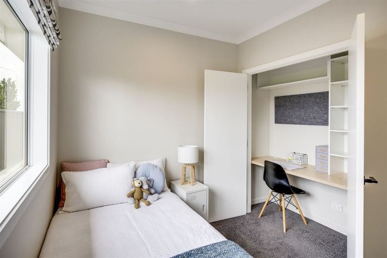 Photo of property in 20 Pukaki Place, Poraiti, Napier, 4112