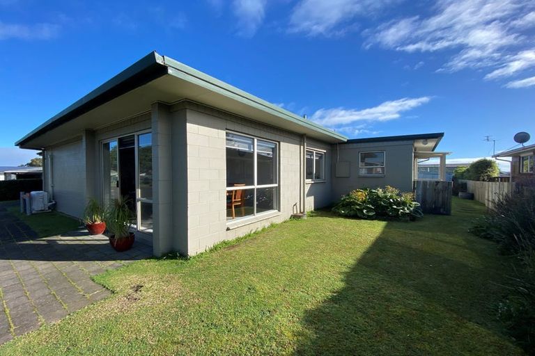 Photo of property in 1 Sarten Street, Waitara, 4320