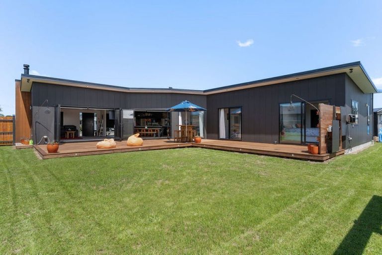 Photo of property in 15d Madison Street, Carterton, 5713
