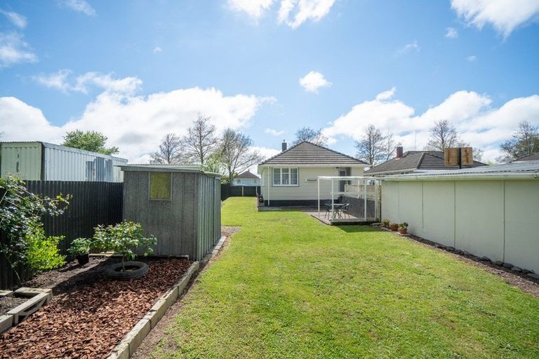 Photo of property in 24 Seddon Street, Takaro, Palmerston North, 4412