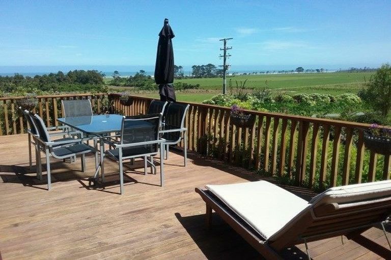Photo of property in 3008 Coast Road, Barrytown, Runanga, 7873