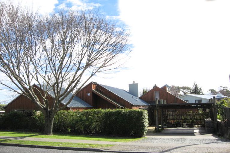 Photo of property in 5 Greenwood Road, Havelock North, 4130