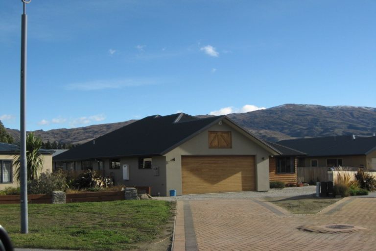 Photo of property in 13 Fenwick Crescent, Cromwell, 9310