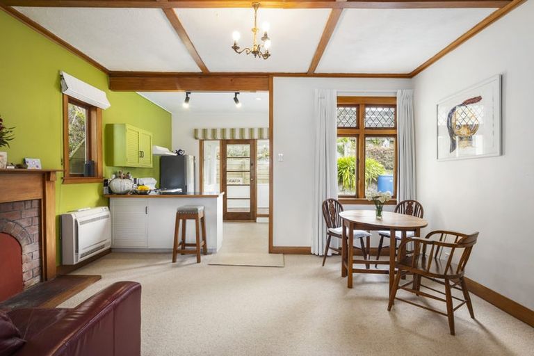 Photo of property in 4 Paisley Terrace, Karori, Wellington, 6012