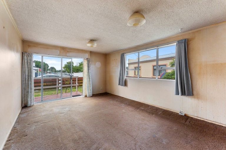 Photo of property in 2/56 Ward Street, Trentham, Upper Hutt, 5018