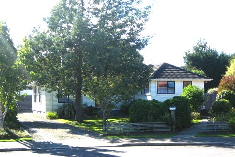 Photo of property in 3 Kelso Place, Mosgiel, 9024