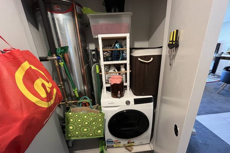 Photo of property in Pinnacle Apartments, W802/160 Victoria Street, Te Aro, Wellington, 6011