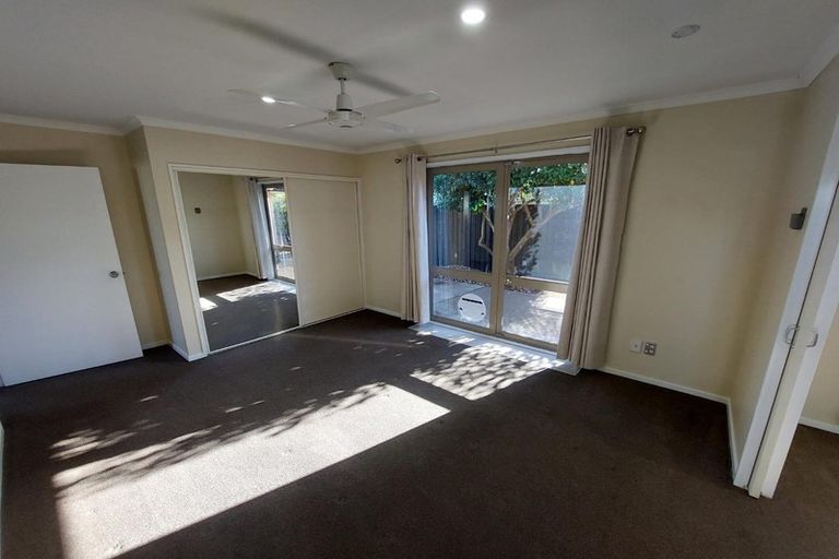 Photo of property in 10 Netley Place, Aranui, Christchurch, 8061