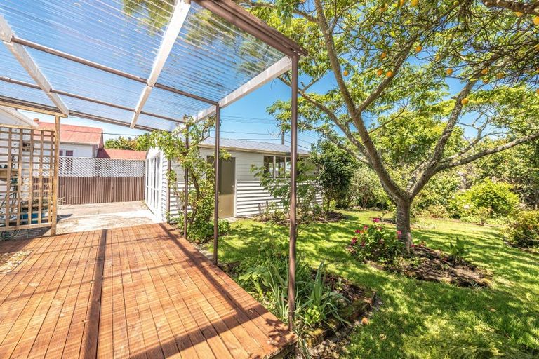 Photo of property in 17 Gonville Avenue, Gonville, Whanganui, 4501