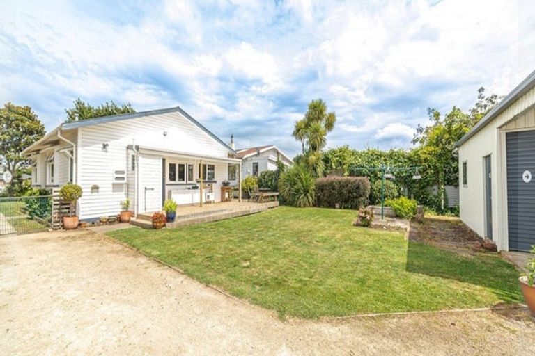 Photo of property in 28 Surrey Road, Springvale, Whanganui, 4501