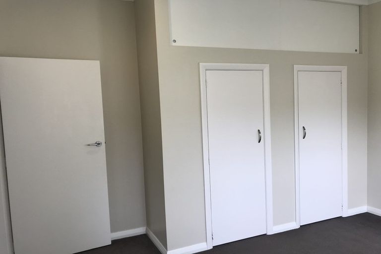 Photo of property in 23 Allington Road, Karori, Wellington, 6012