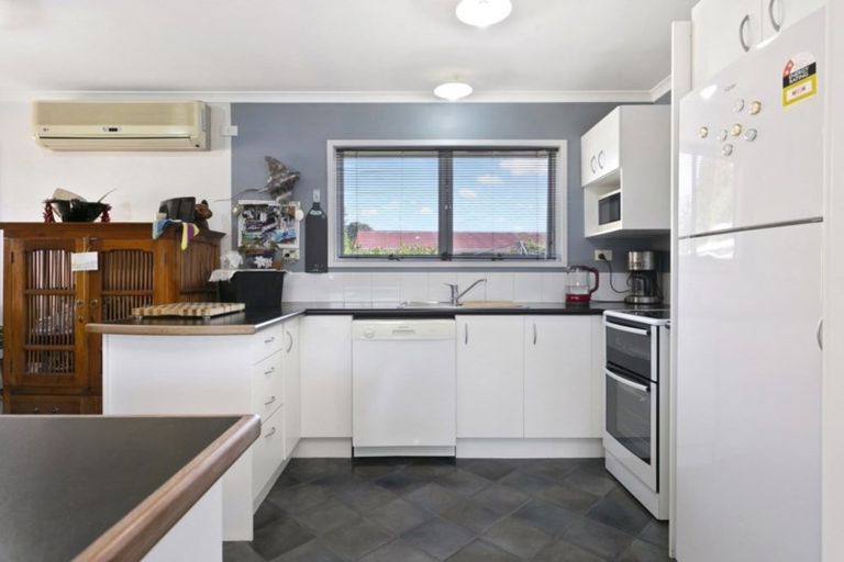 Photo of property in 2 Browning Street, Leamington, Cambridge, 3432