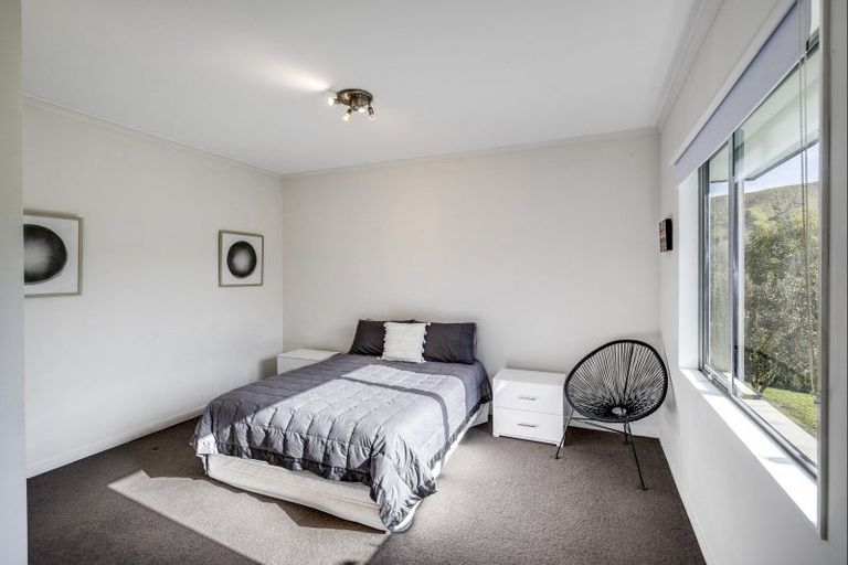 Photo of property in 30 Waipuka Road, Waimarama, Havelock North, 4294