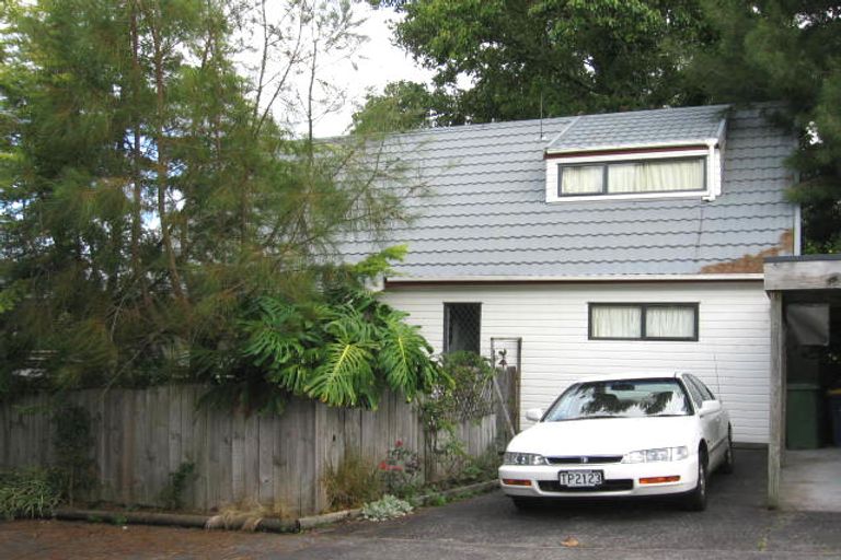 Photo of property in 47h Ambler Avenue, Glen Eden, Auckland, 0602