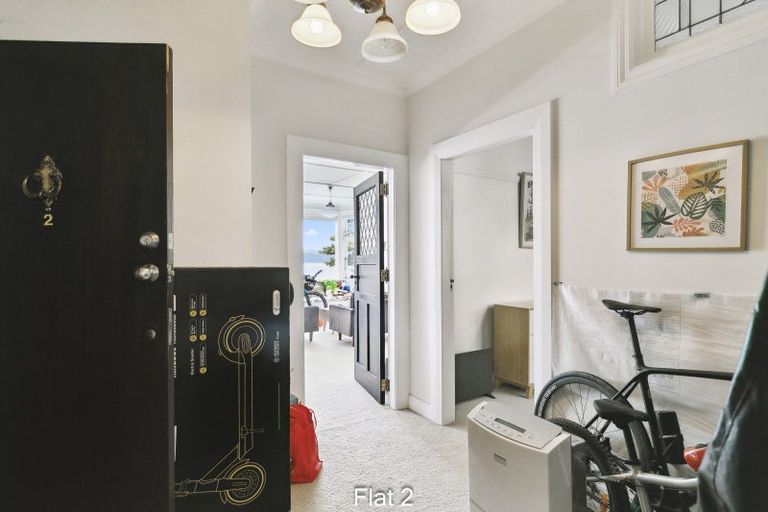 Photo of property in Coburn House, 246 Oriental Parade, Oriental Bay, Wellington, 6011